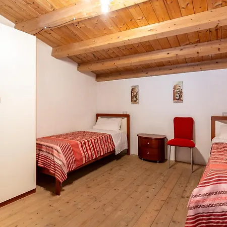 Apartment A 100 Metri Da Piazza Duomo Di Ortigia By Wonderful Italy