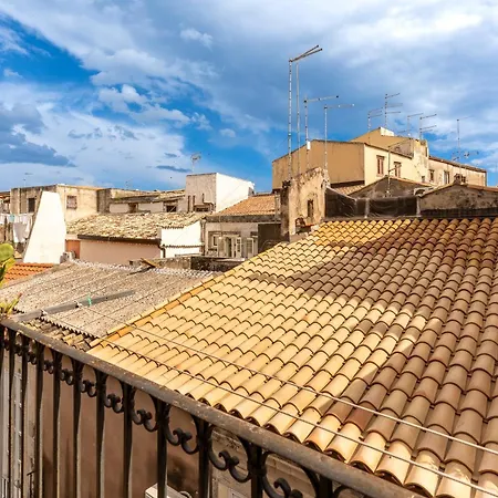 Apartment A 100 Metri Da Piazza Duomo Di Ortigia By Wonderful Italy Syracuse